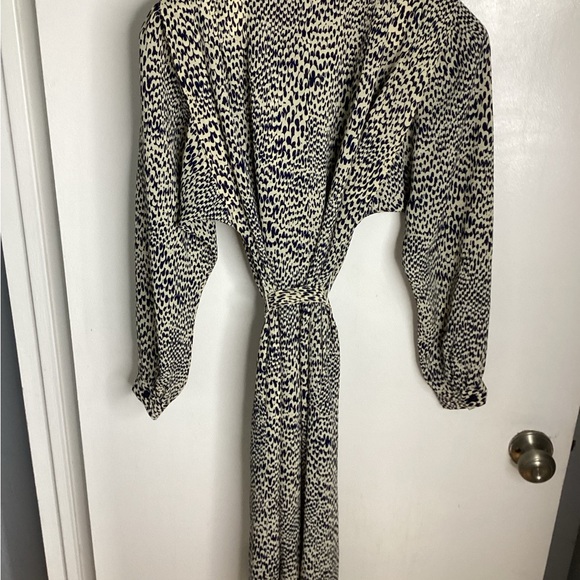 Vintage Tie-Neck Long Sleeve Midi Dress in Cream and Navy Spot 4P - Picture 10 of 15